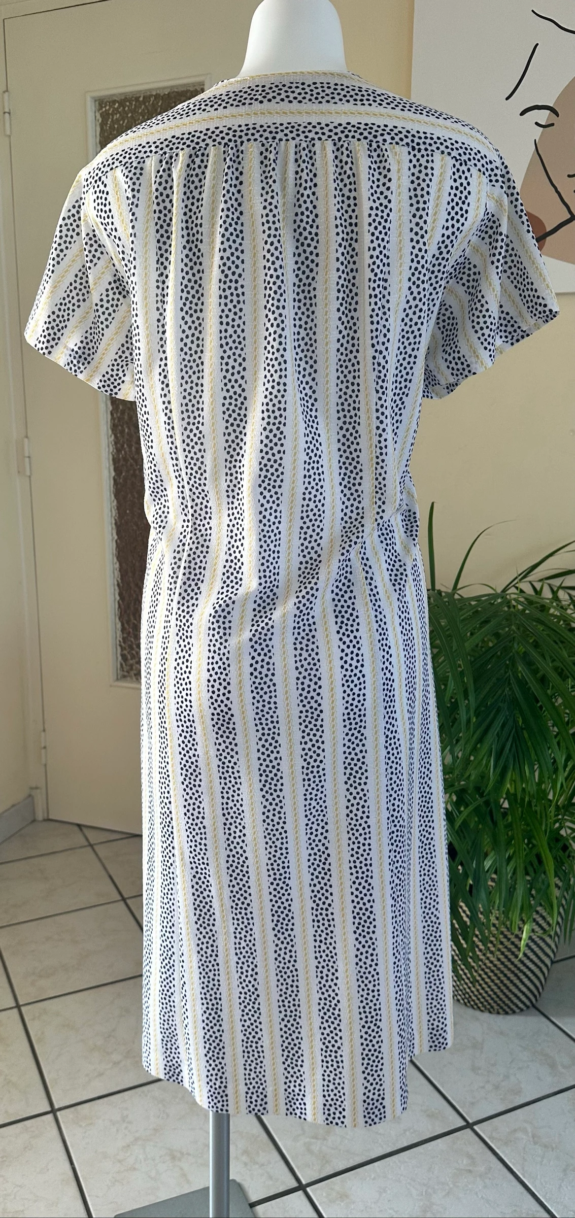 Vestido vintage estampado azul-marinho e amarelo tamanho 44/46 – Condição impecável – photo 10